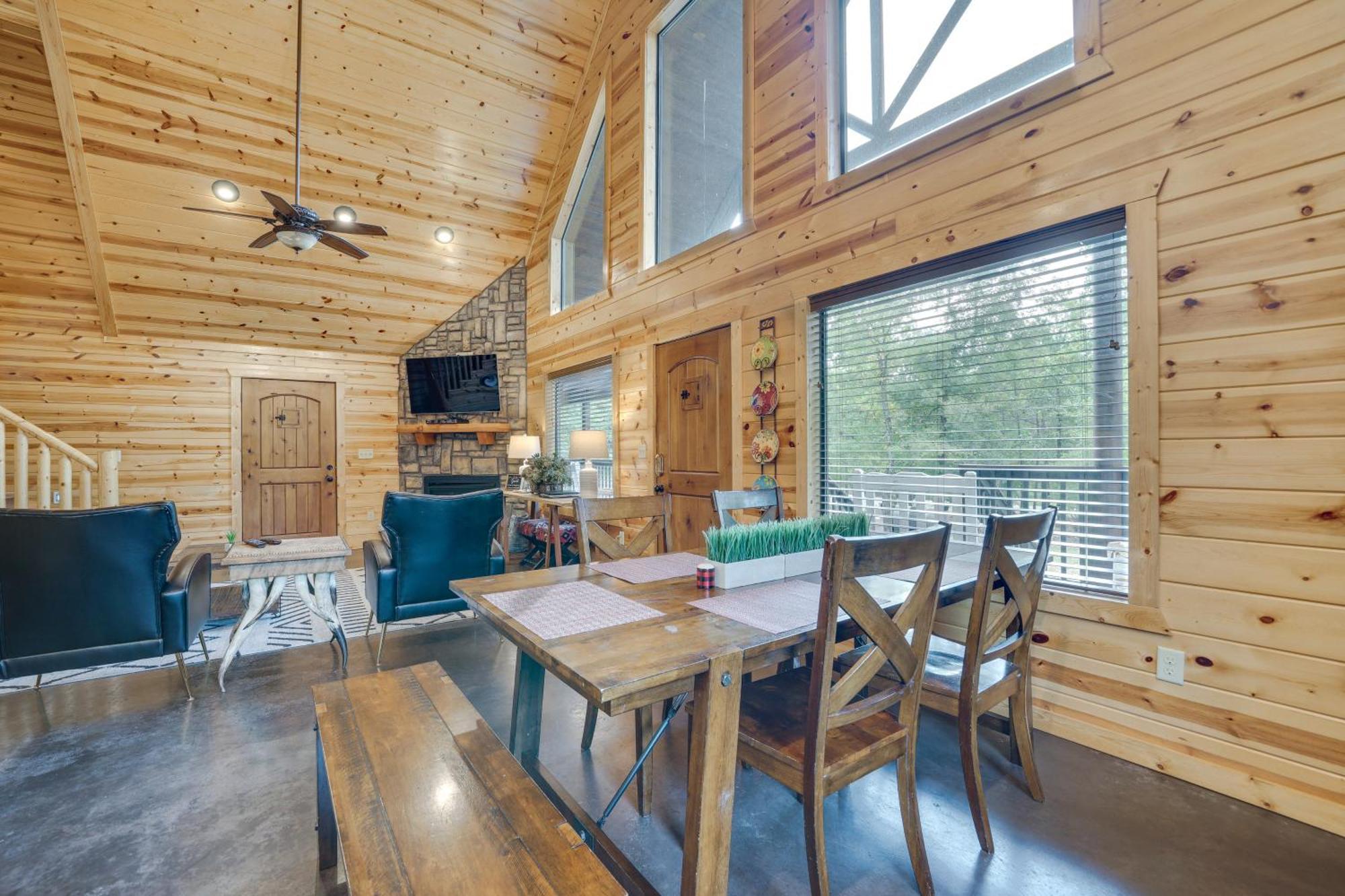 Penny Lane Lodge Broken Bow Cabin Less Than 6 Mi To Lake Eksteriør bilde